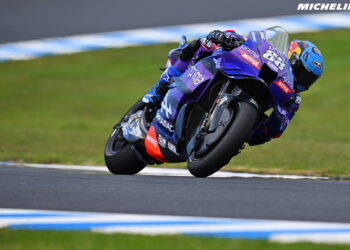 MotoGP: Miguel Oliveira em 16º no FP1 da Malásia com chuva intensa