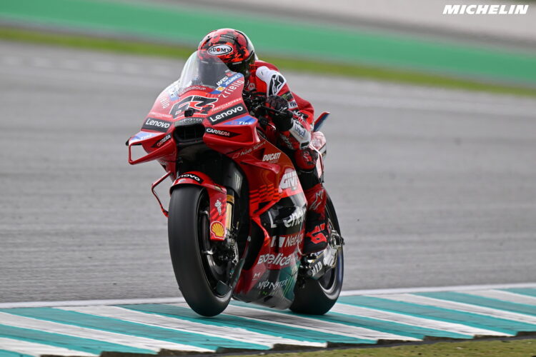MotoGP: É desta? Francesco Bagnaia exímio vence corrida Sprint na Malásia