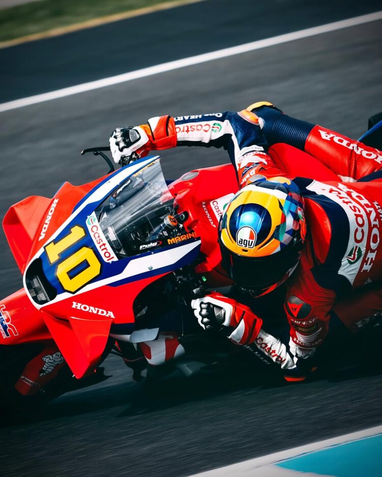 MotoGP: Luca Marini começa sábado como líder no FP2 na Malásia