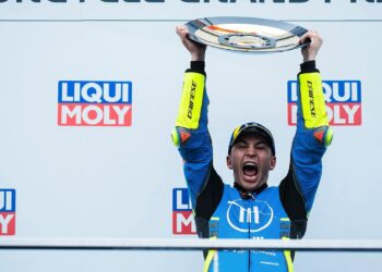 MotoGP: Raul Fernandez ‘comecei a chorar dentro do capacete’