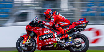 A Ducati conquista o título por equipas