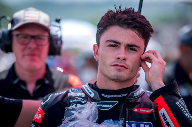 Moto2 – Vencedor Moreira beneficia de desclassificação de González