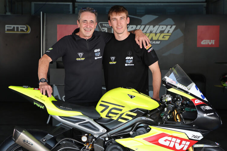 SSP – Oli Bayliss fica na Triumph