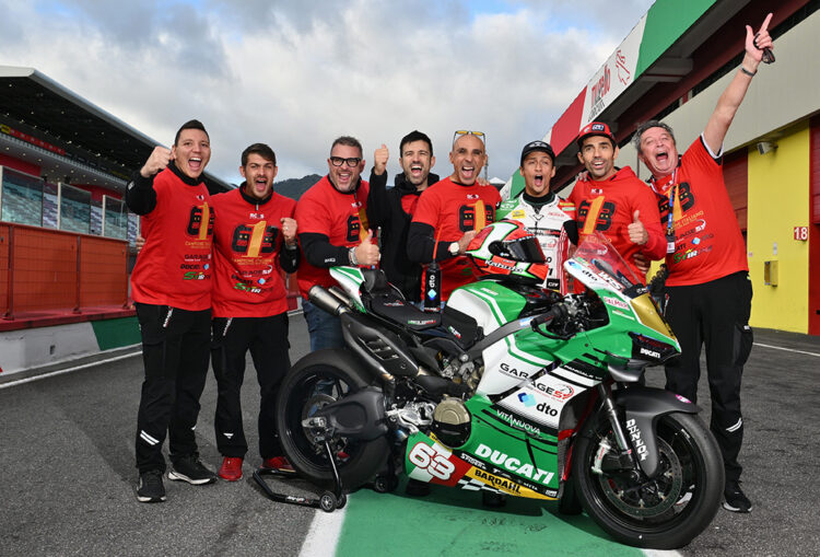Ducati Panigale V4 vence o Campeonato Italiano de Produção