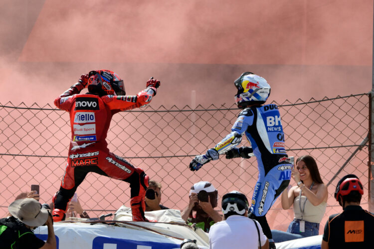 MotoGP: Irmãos Márquez fazem história e juntam-se a uma lista exclusiva