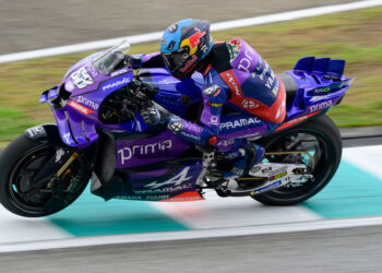 MotoGP: Miguel Oliveira sofre queda no GP da Malásia e termina em 19º