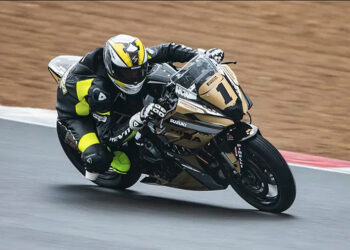 Suzuki GSX-8R conquista dois títulos no Reino Unido