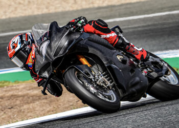 SBK, Teste Jerez – Bulega e Lecuona testam Panigale “totalmente nova”