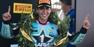 SSP – Oli Bayliss fica na Triumph
