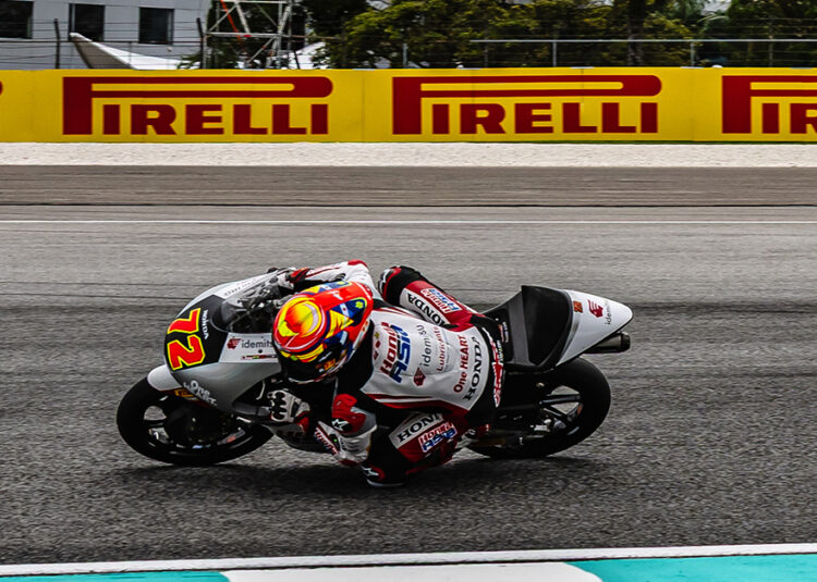 Moto3, Malásia – Furusato estreia na vitória