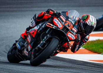 MotoGP: Marco Bezzecchi na Pole Position no último GP da época em Valência