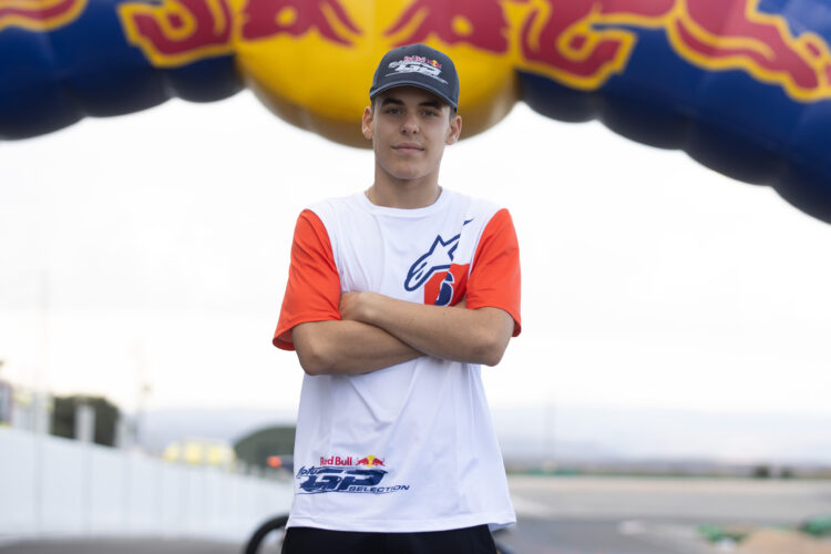 MotoGP: Miguel Oliveira revela o piloto português que poderá chegar à classe rainha