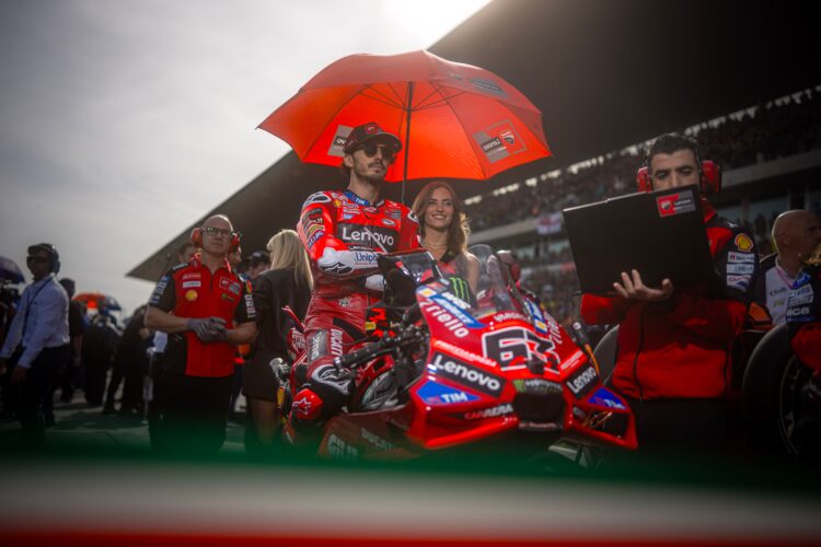 MotoGP: Francesco Bagnaia explica queda ‘Estava a forçar muito’