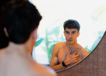 MotoGP: Jorge Lorenzo avisa Marc Márquez sobre idade ‘Aos poucos; está afetá-lo negativamente’