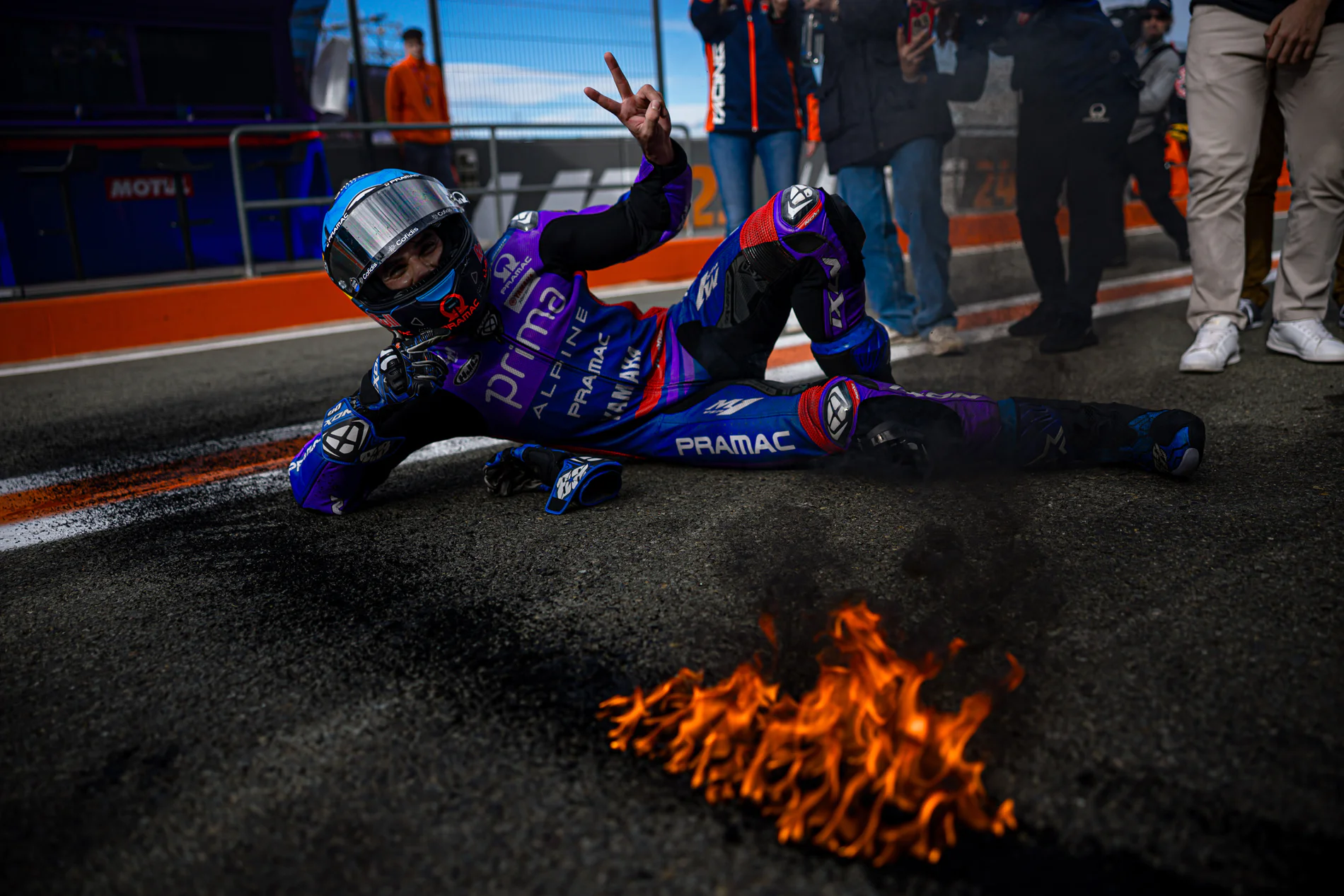 MotoGP: Gino Borsoi ‘ótima corrida de Oliveira;pilotar por muito tempo no ritmo dos líderes’ thumbnail