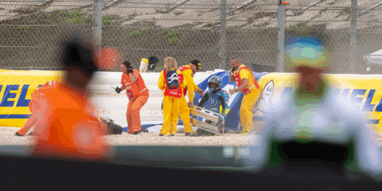 MotoGP: Raul Fernandez teve ‘que saltar’ devido a ‘algo estranho’ na RS-GP