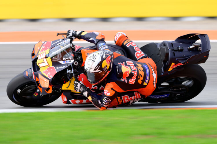 MotoGP: Pedro Acosta lidera sessão PR em Valência; Bagnaia na Q1