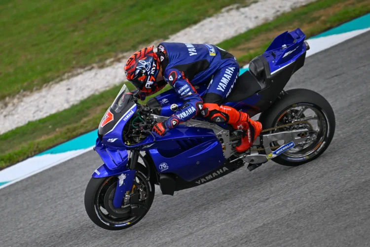 MotoGP: Yamaha testa V4 no GP de Valência; será o futuro?