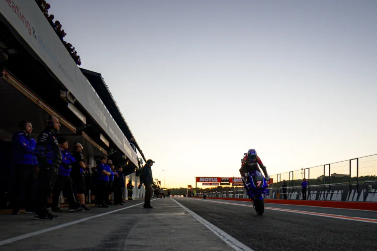 MotoGP: Yamaha já pode ser ‘campeã’ dos ‘stoppies’