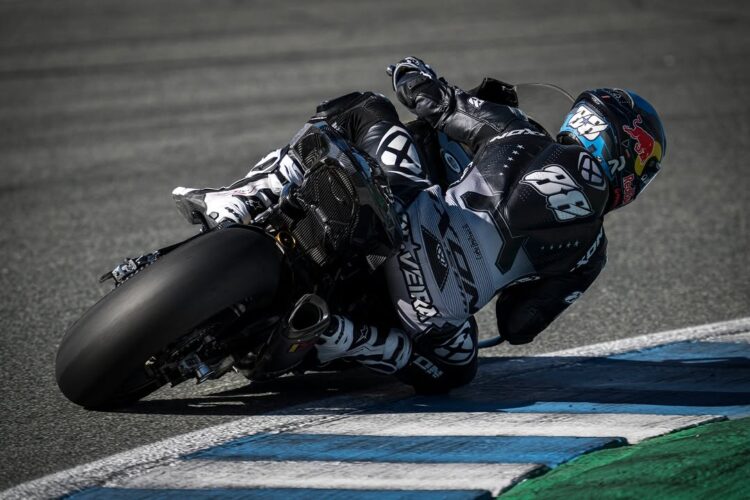 WSBK: Miguel Oliveira e desempenho tão positivo nos testes ‘não estava nos planos’ da BWM