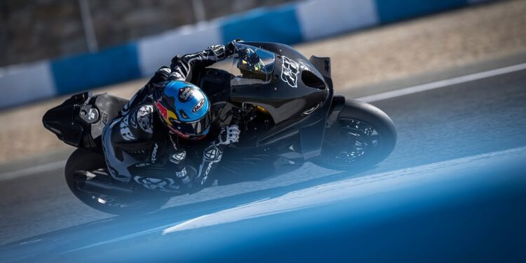 WSBK: Miguel Oliveira surpreende a BMW nos primeiros testes