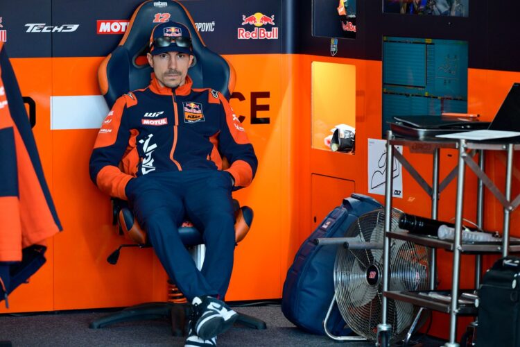 MotoGP: Chefe de equipa de Acosta agradece influência de Viñales na KTM
