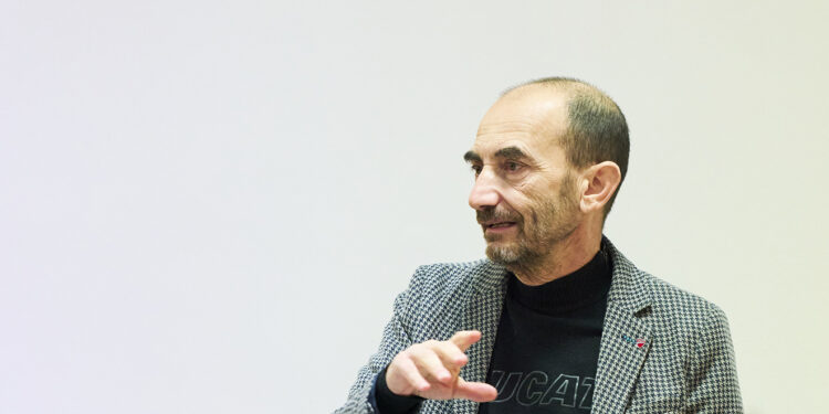 MotoGP – Domenicali fala de renovar com Márquez