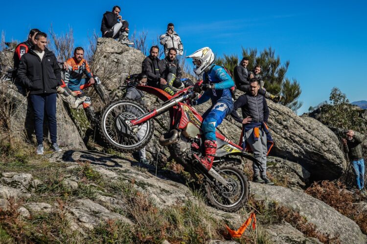 CN Hard Enduro: Diogo Vieira revalida o título num duelo aceso com Diego Rodrigues