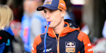 MotoGP: Acosta defende regresso a tempo inteiro de Pol Espargaró