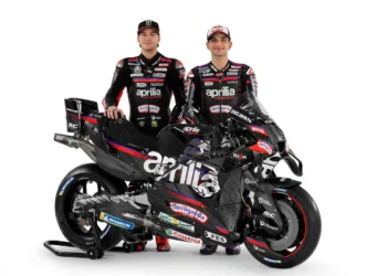 MotoGP: Aprilia Racing revela as novas cores, desta vez sem o número 1