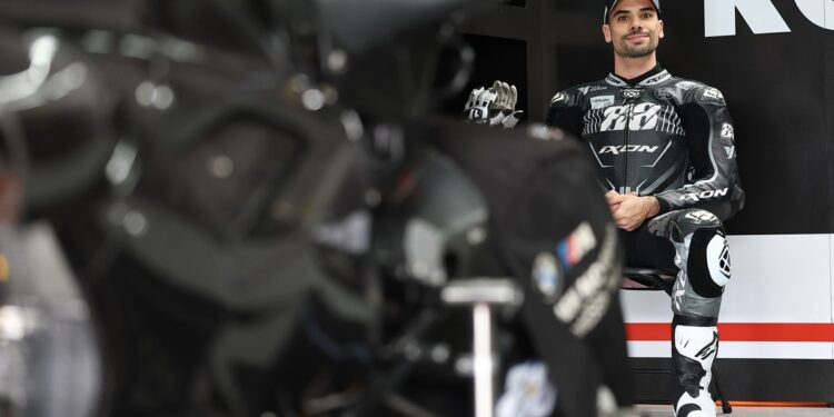 WSBK: BMW com indicadores muito positivos no primeiro dia de testes