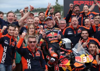 MotoGP: Dani Pedrosa admite que KTM precisa de ‘capitalizar’ todo o potencial da Acosta