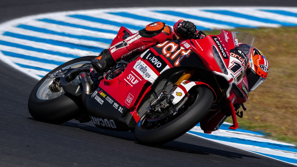 WSBK: Nicolò Bulega termina testes com ‘poker’ ao liderar as quatro sessões thumbnail