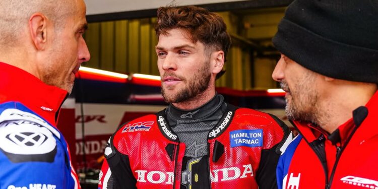 WSBK: Jake Dixon com melhorias mas com ‘bastante dor’