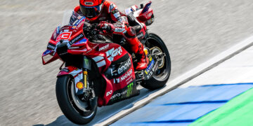 MotoGP – Bezzecchi bate recorde da volta no Teste de Buriram