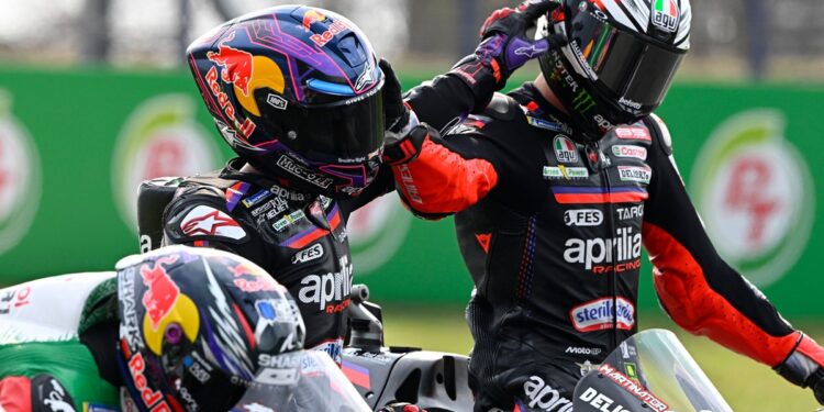 MotoGP: Jorge Martín afirma que Bezzecchi está ‘num nível completamente diferente’