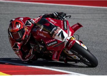WSBK: Lecuona começa sábado como líder; Oliveira foi 3º no FP3