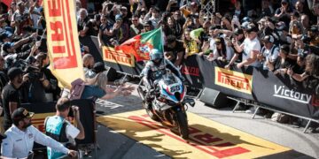 WSBK: Mais de 82 mil fãs assistem ao espetáculo e aos pódios de Oliveira em Portimão