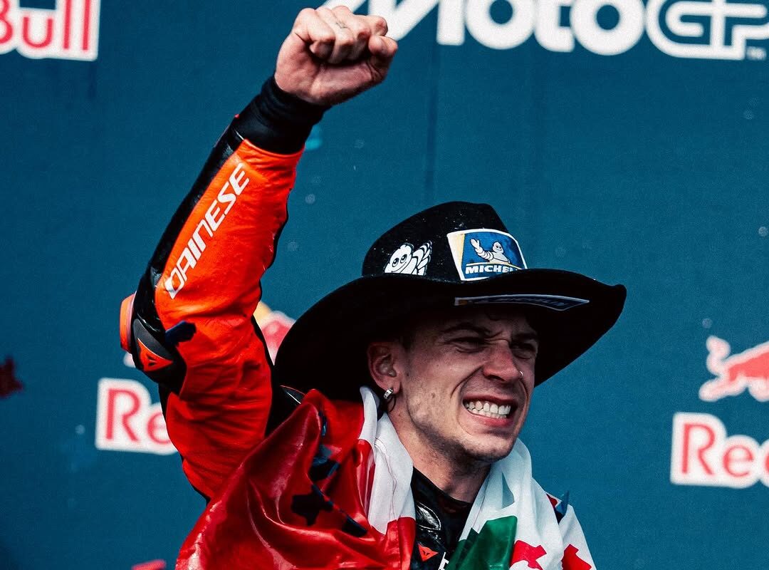 MotoGP: Marco Bezzecchi bateu não um, mas dois recordes no GP das Américas thumbnail