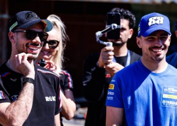 WSBK: Miguel Oliveira lidera visita dos pilotos a Alvor e às tradições locais