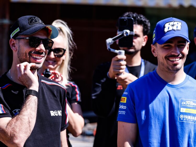 WSBK: Miguel Oliveira lidera visita dos pilotos a Alvor e às tradições locais