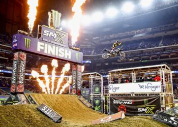 AMA Supercross: 250SMX Divisão Leste, Cole Davies faz ‘hat-trick’ em Indy