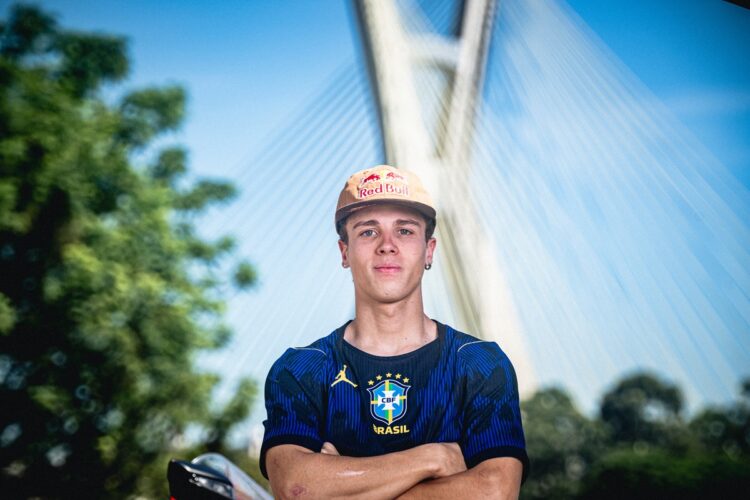 MotoGP: Diogo Moreira ‘Correr no Brasil e com uma MotoGP é o máximo