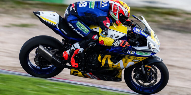 WSBK Portimão: Herrera dita o ritmo à frente de Ramos no WCR