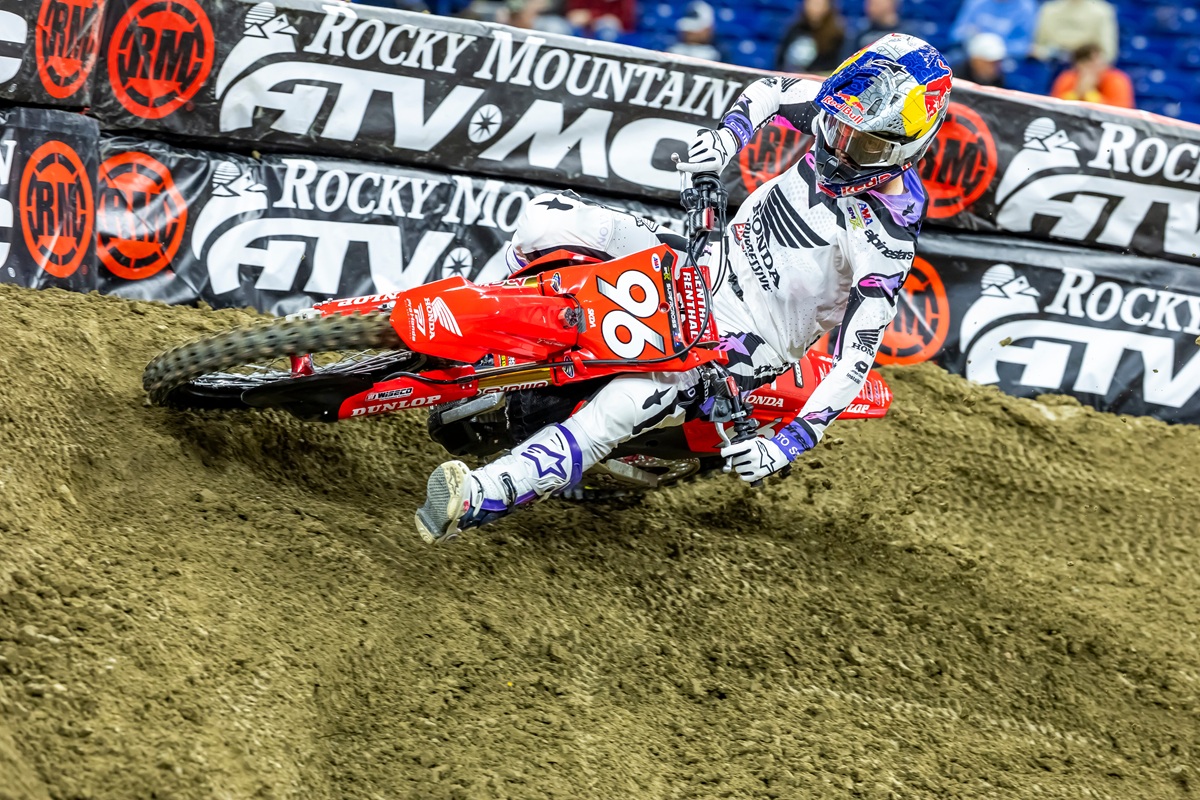 AMA Supercross: 450SMX, Hunter Lawrence vence pela terceira vez e reforça a liderança thumbnail