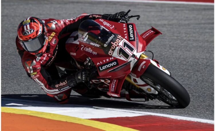 WSBK: Bulega vence corrida 1; Oliveira no pódio em Portimão