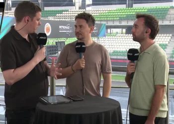 MotoGP: Jorge Lorenzo crítica atitude de Quartararo ‘alguém que é bem pago não pode criticar o produto’