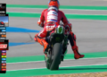 MotoGP: Inédito! Marc Márquez sofre furo no pneu traseiro