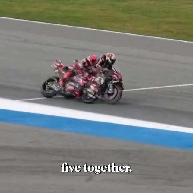 MotoGP: Ao detalhe! A análise de Guintoli, Neil Hudson e Suzi Perry às voltas de Marc Márquez e Bezzecchi thumbnail