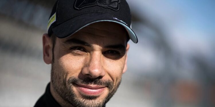 WSBK: Segundo dia de testes em Portimão ainda sem pilotos em pista